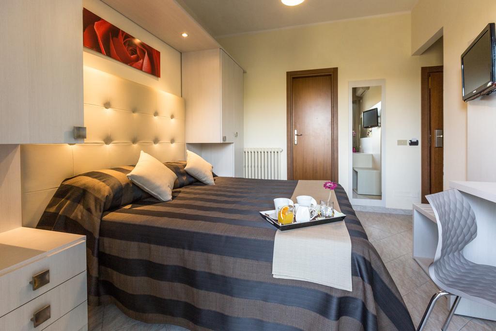 Hotel King Marina di Pietrasanta Phòng bức ảnh