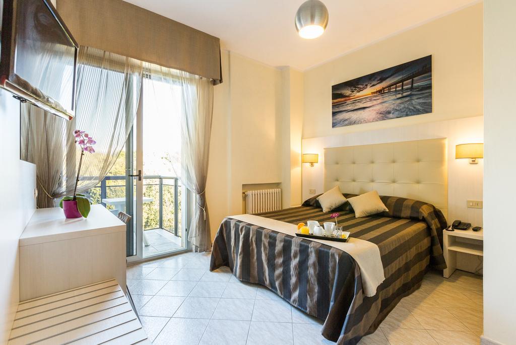 Hotel King Marina di Pietrasanta Ngoại thất bức ảnh