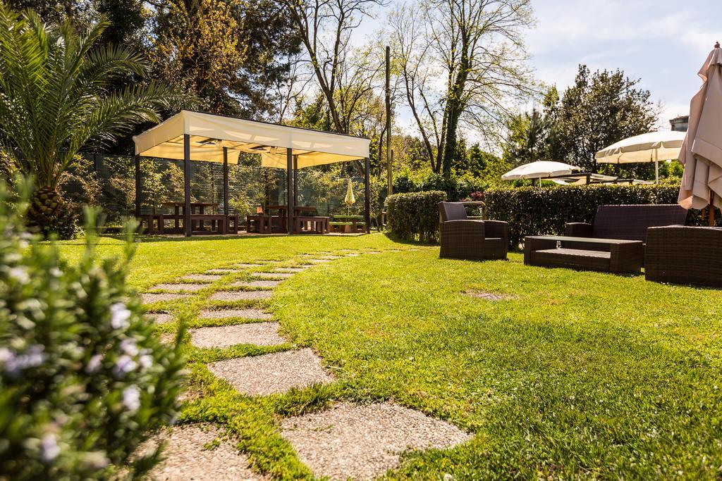 Hotel King Marina di Pietrasanta Ngoại thất bức ảnh