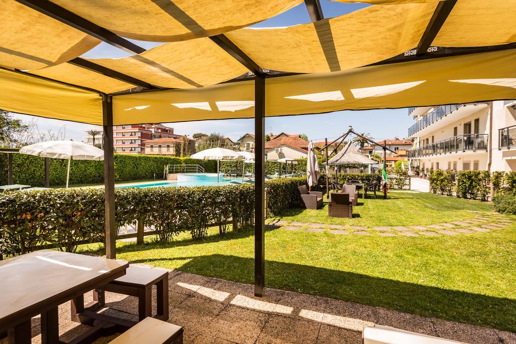 Hotel King Marina di Pietrasanta Ngoại thất bức ảnh
