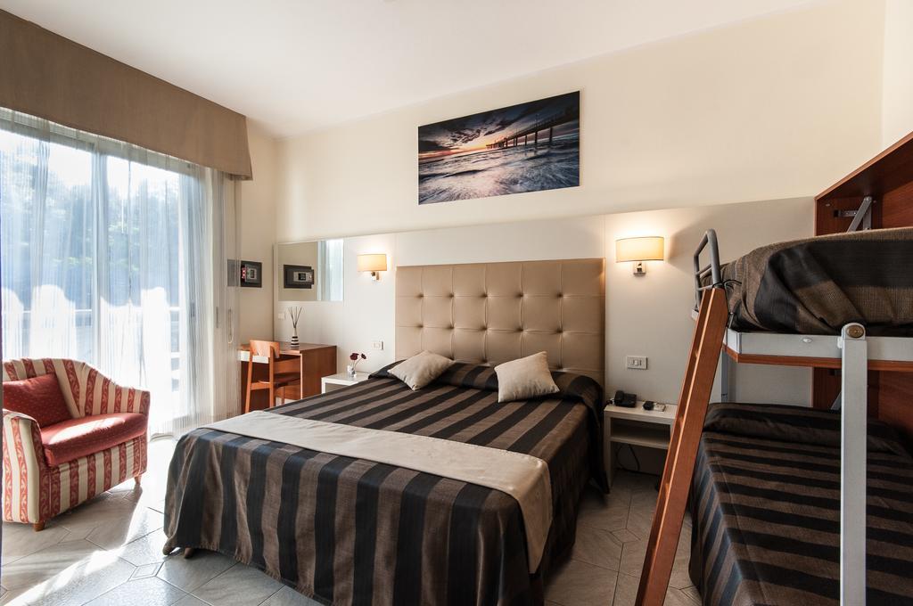Hotel King Marina di Pietrasanta Ngoại thất bức ảnh
