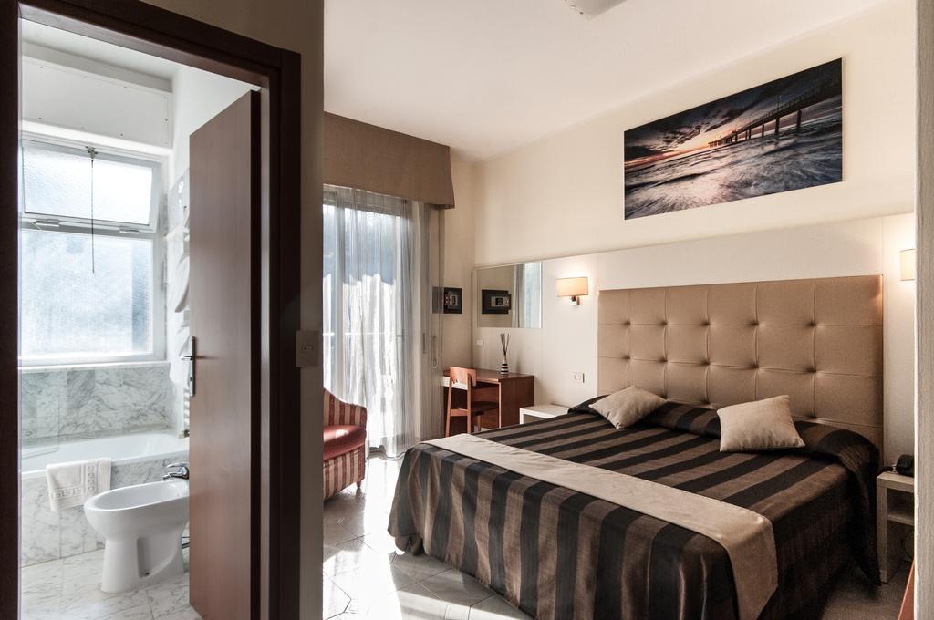 Hotel King Marina di Pietrasanta Ngoại thất bức ảnh