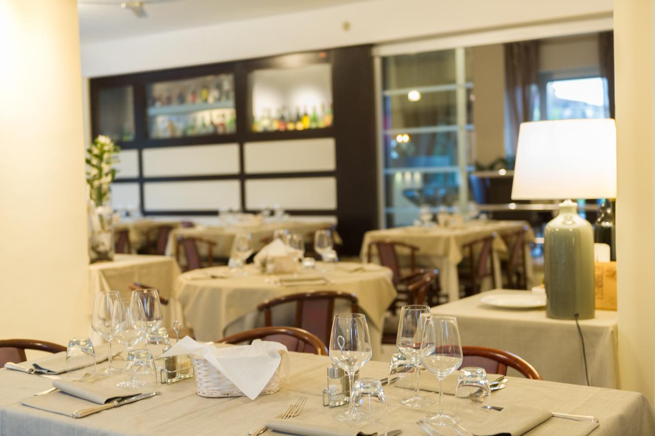 Hotel King Marina di Pietrasanta Ngoại thất bức ảnh