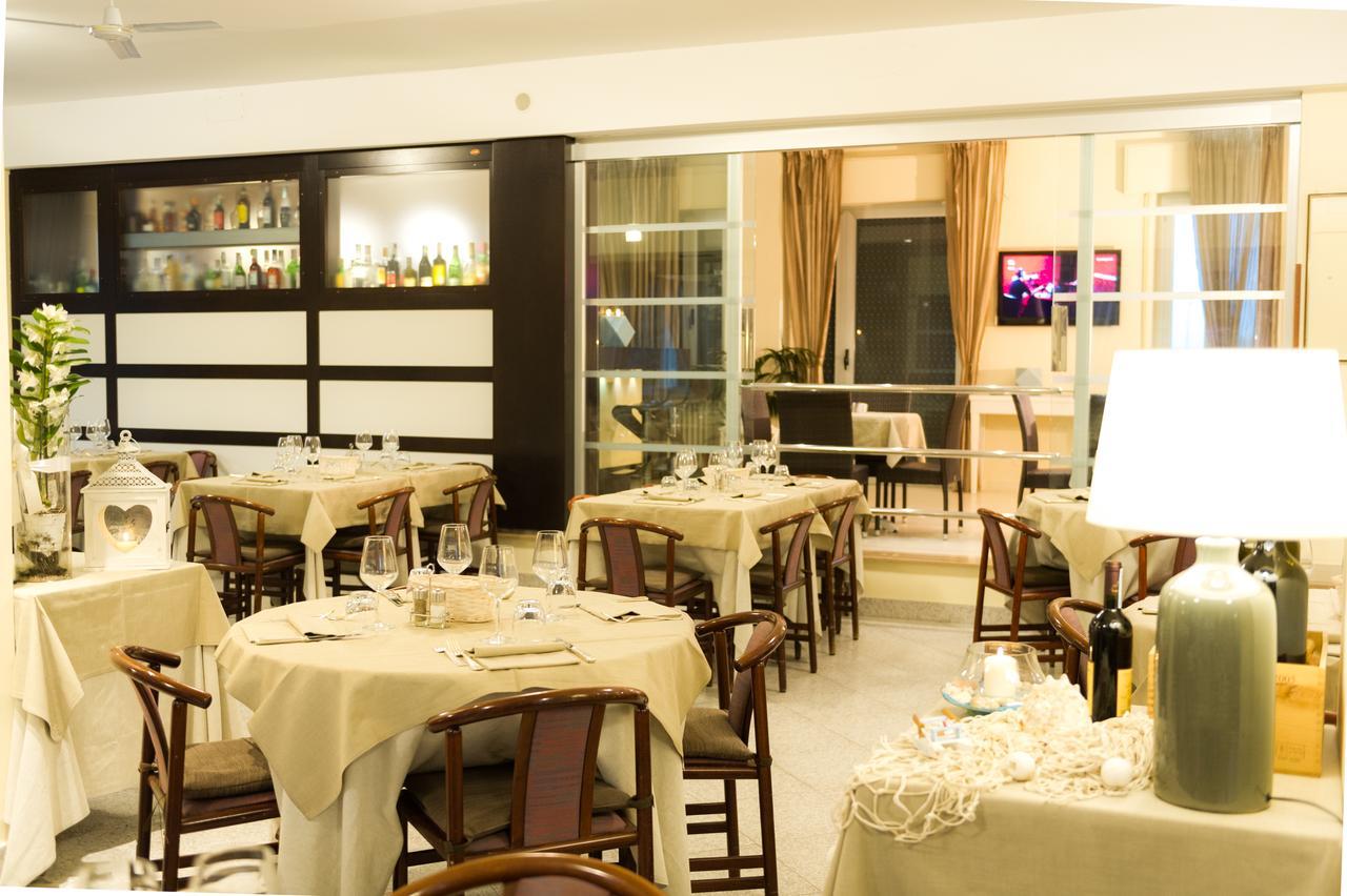 Hotel King Marina di Pietrasanta Ngoại thất bức ảnh